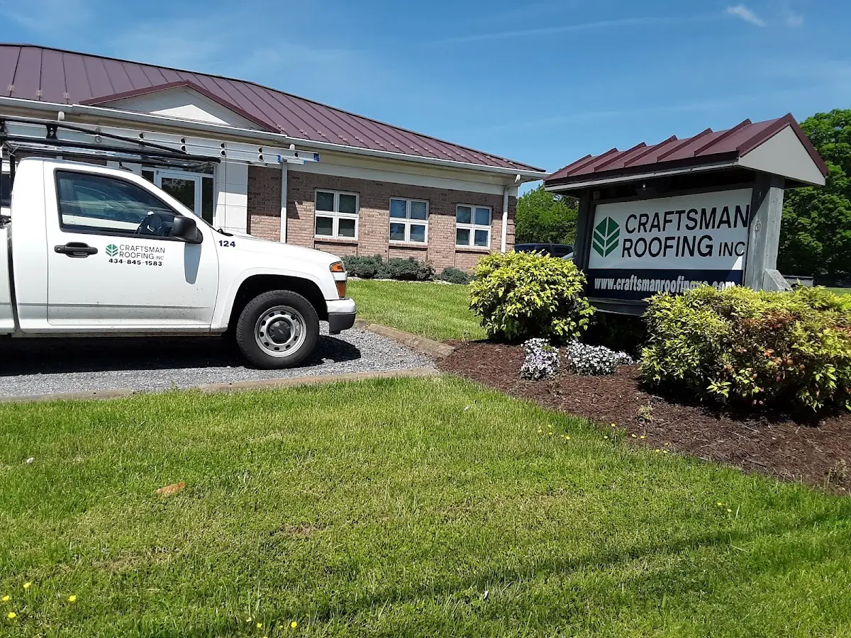 Quality Roof Replacement by experienced craftsmen in Newburg Homes